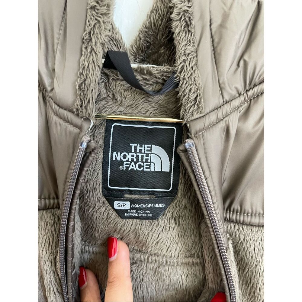 THE NORTH FACE Osito Jacket Size Small - Picture 2 of 7